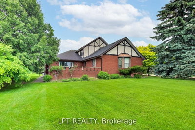 6 Fenton Way • Brampton, ON photo 9