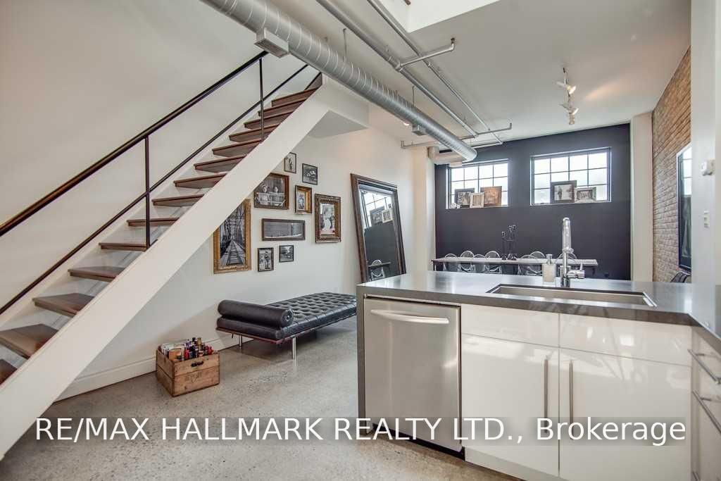 6 Bartlett Avenue • #7 • Toronto, ON photo 9