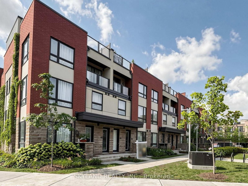 3 - 20 woodstream Drive