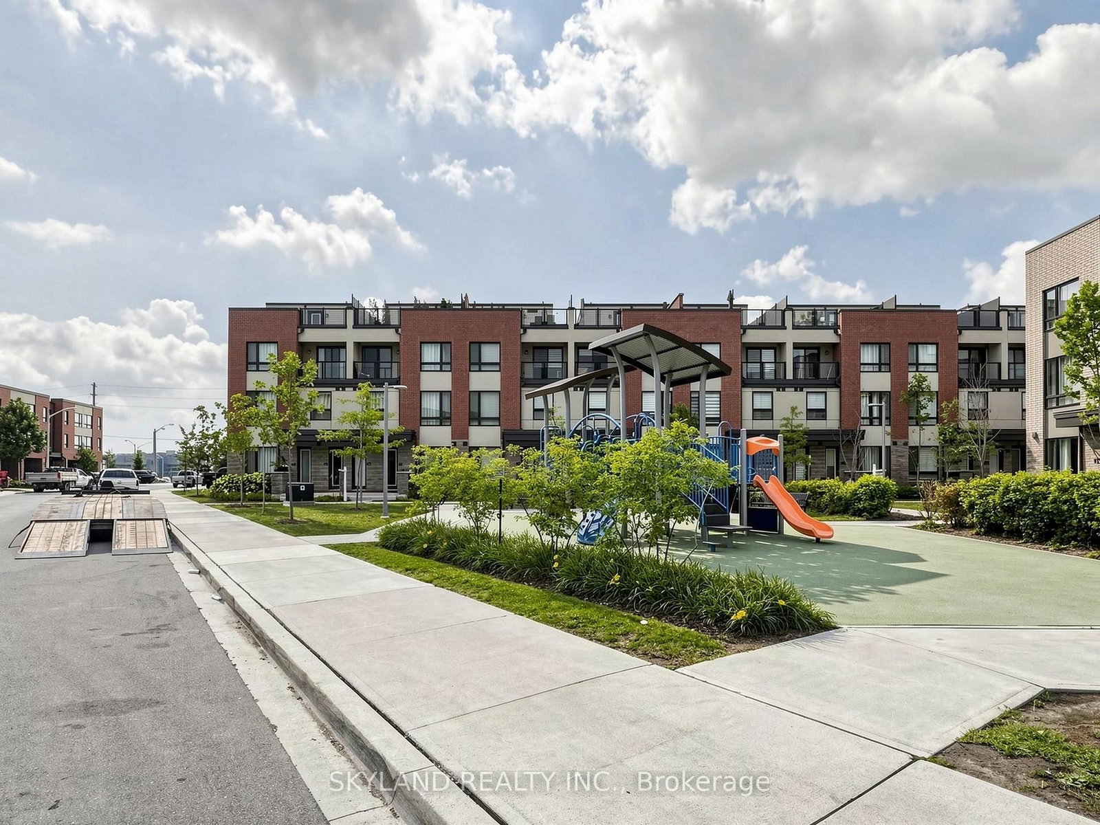 20 woodstream Drive • #3 • Toronto, ON photo 32