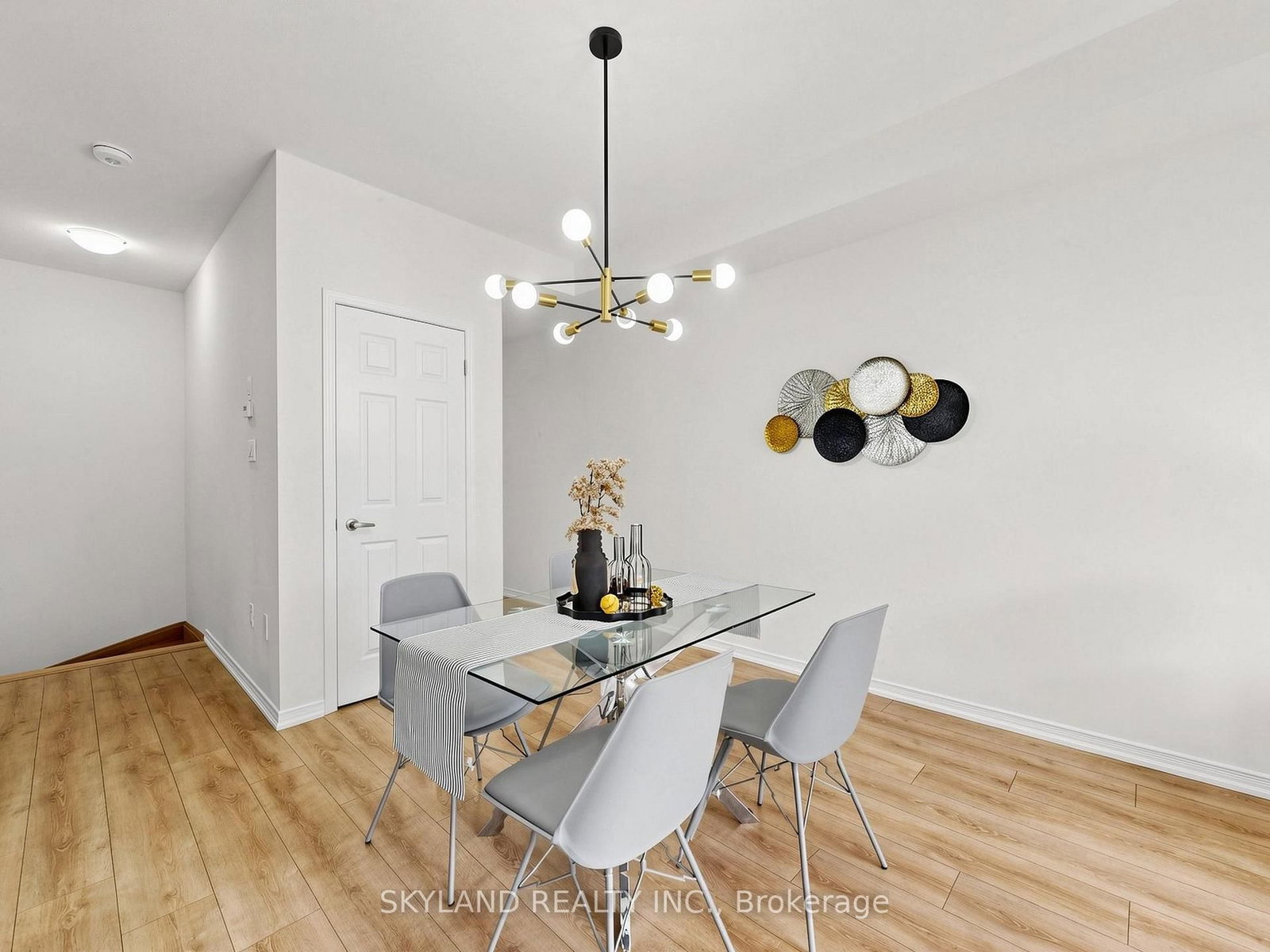 20 woodstream Drive • #3 • Toronto, ON photo 8