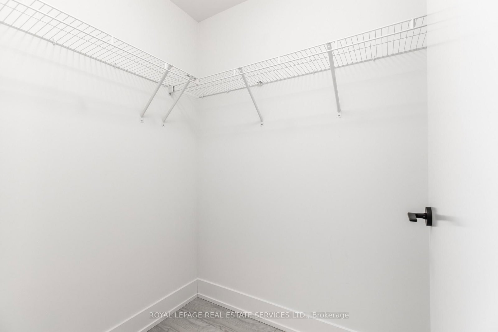 2450 Old Bronte Road • #325 • Oakville, ON photo 22