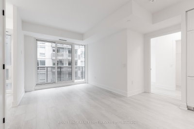 2450 Old Bronte Road • #325 • Oakville, ON photo 8