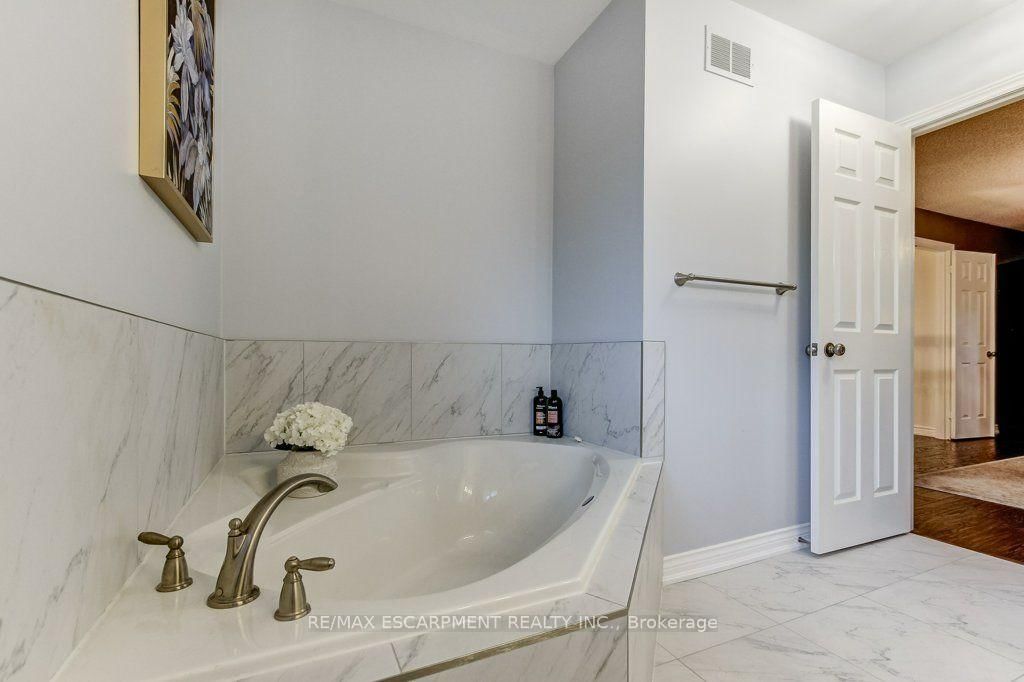 2527 Andover Road • Oakville, ON photo 26