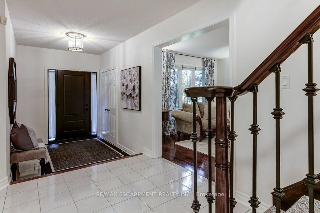 2527 Andover Road • Oakville, ON photo 5