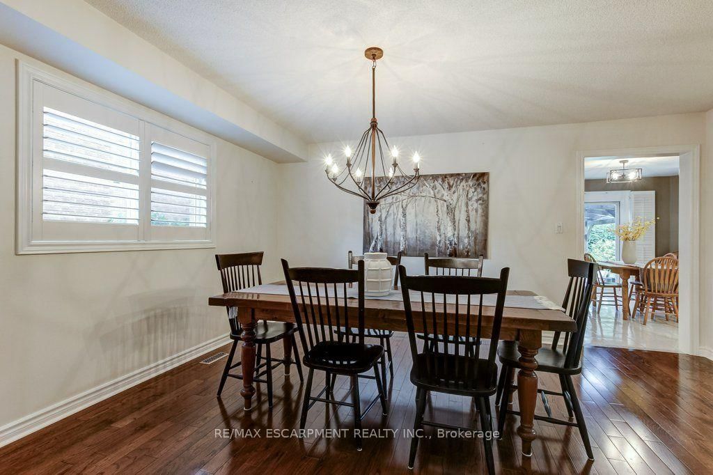 2527 Andover Road • Oakville, ON photo 8