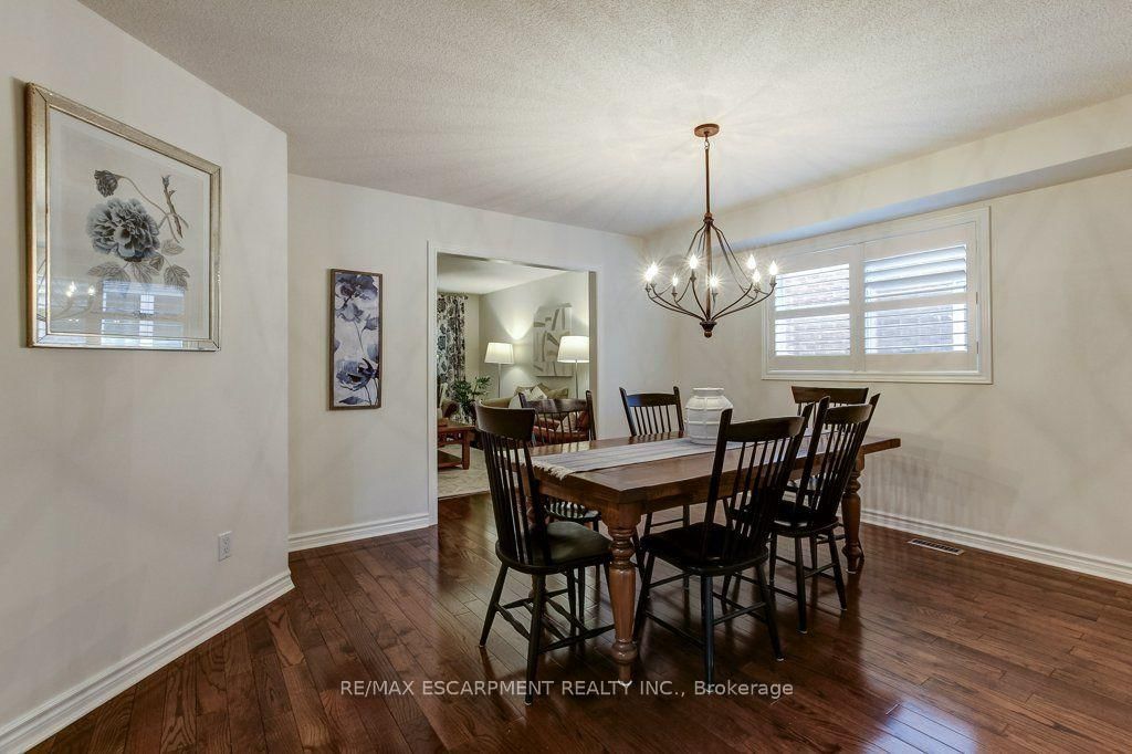 2527 Andover Road • Oakville, ON photo 9