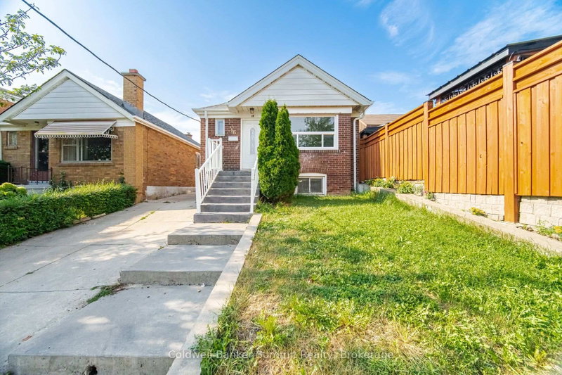 16 Holwood Avenue