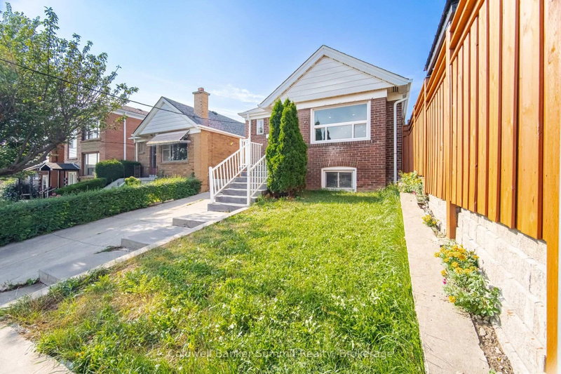 16 Holwood Avenue