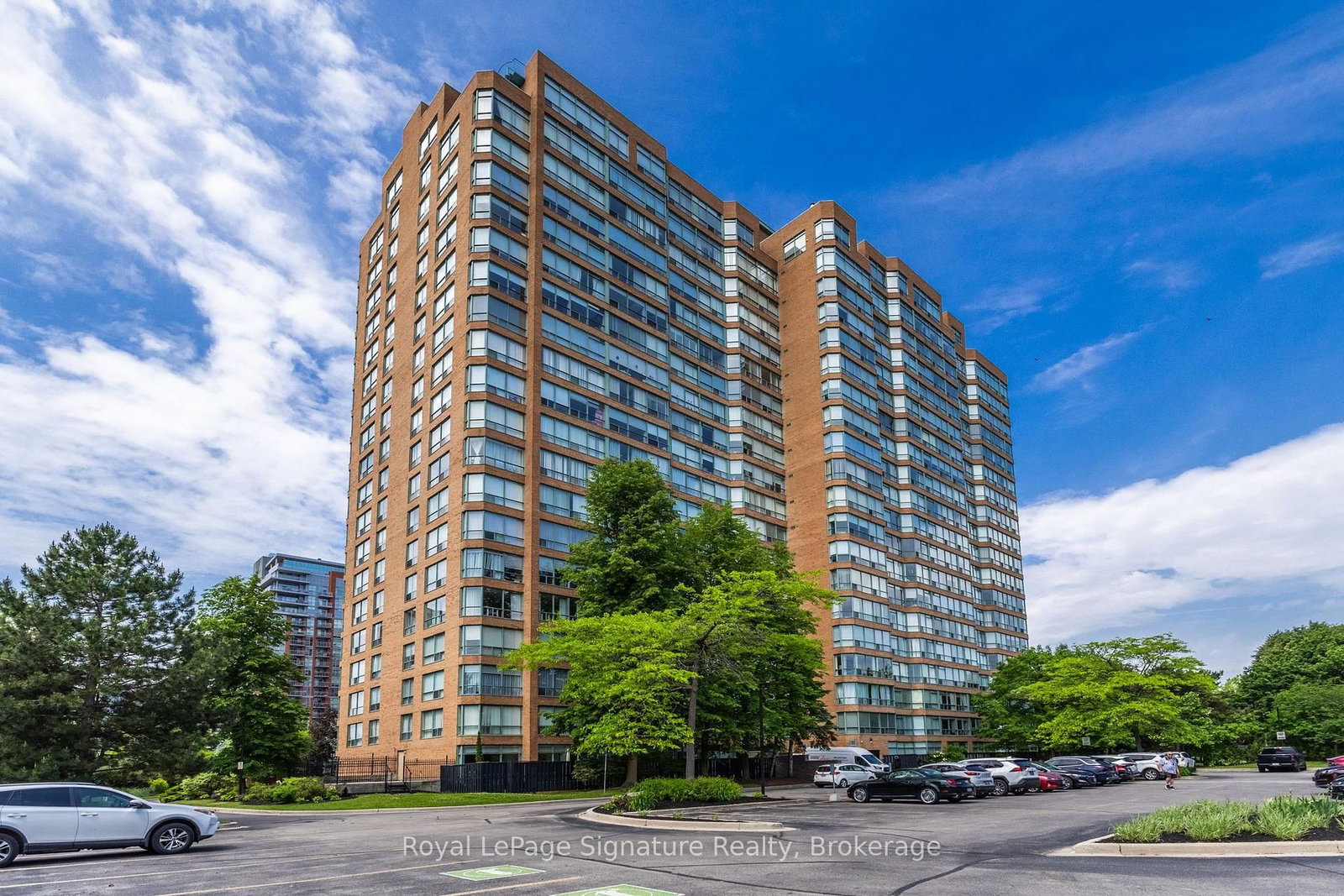 1276 Maple Crossing Boulevard • #1407 • Burlington, ON photo 39