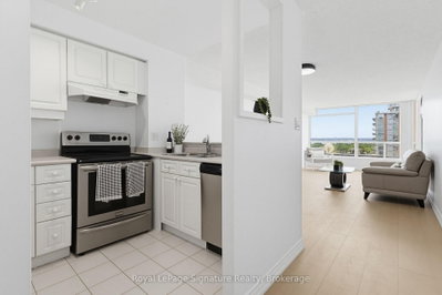 1276 Maple Crossing Boulevard • #1407 • Burlington, ON photo 6