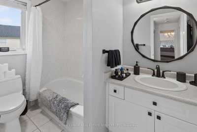 852 Trudeau Milton,ON L9T 5T7 — Photo 29