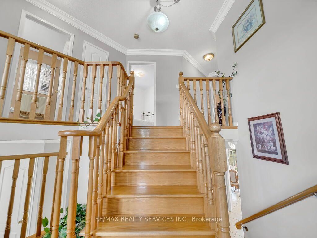 32 Brentcliff Drive • Brampton, ON photo 27