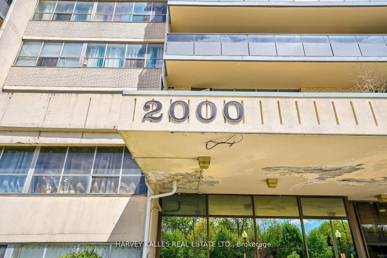 501 - 2000 Sheppard Avenue W