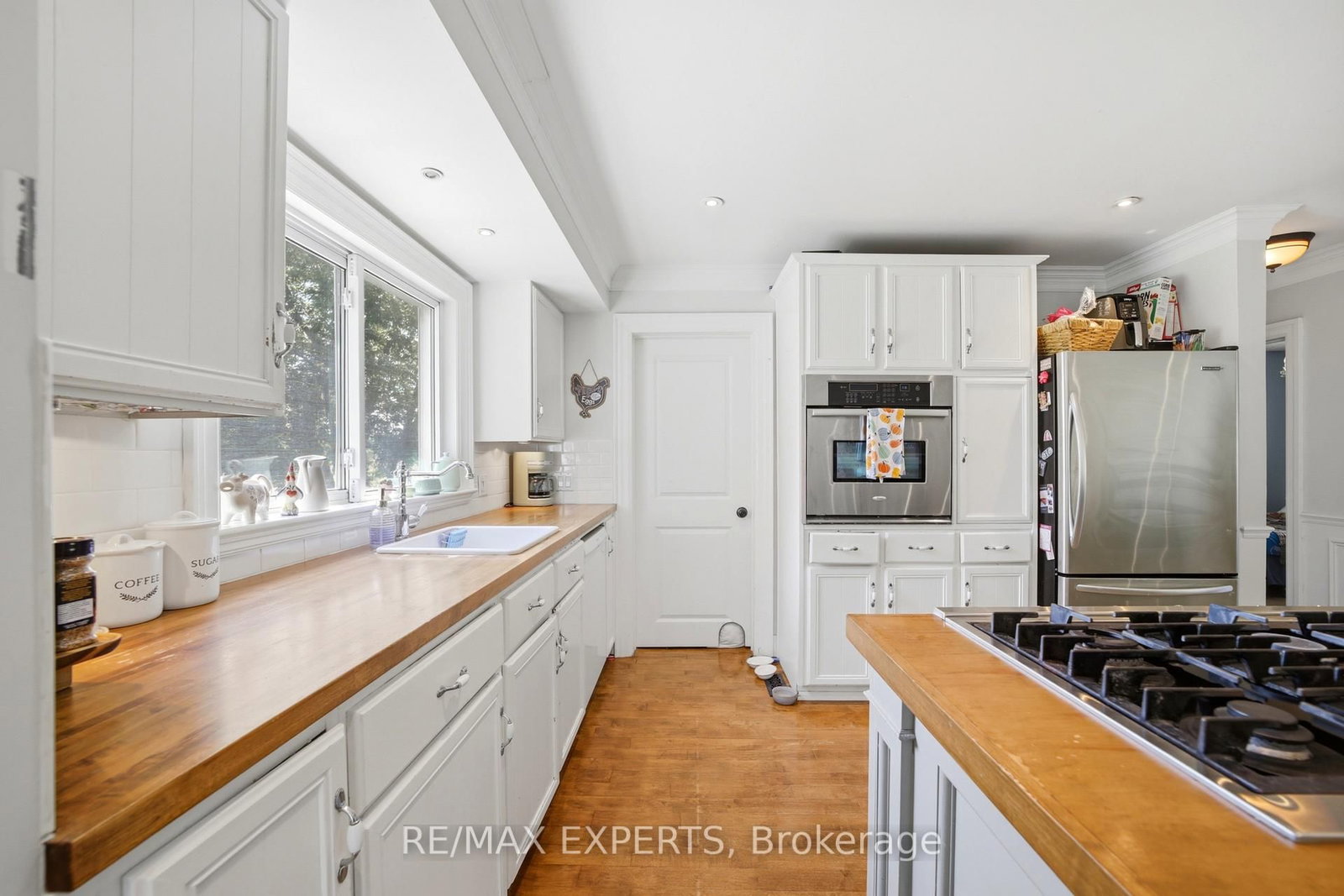 2724 8 Side Road • Burlington, ON photo 18