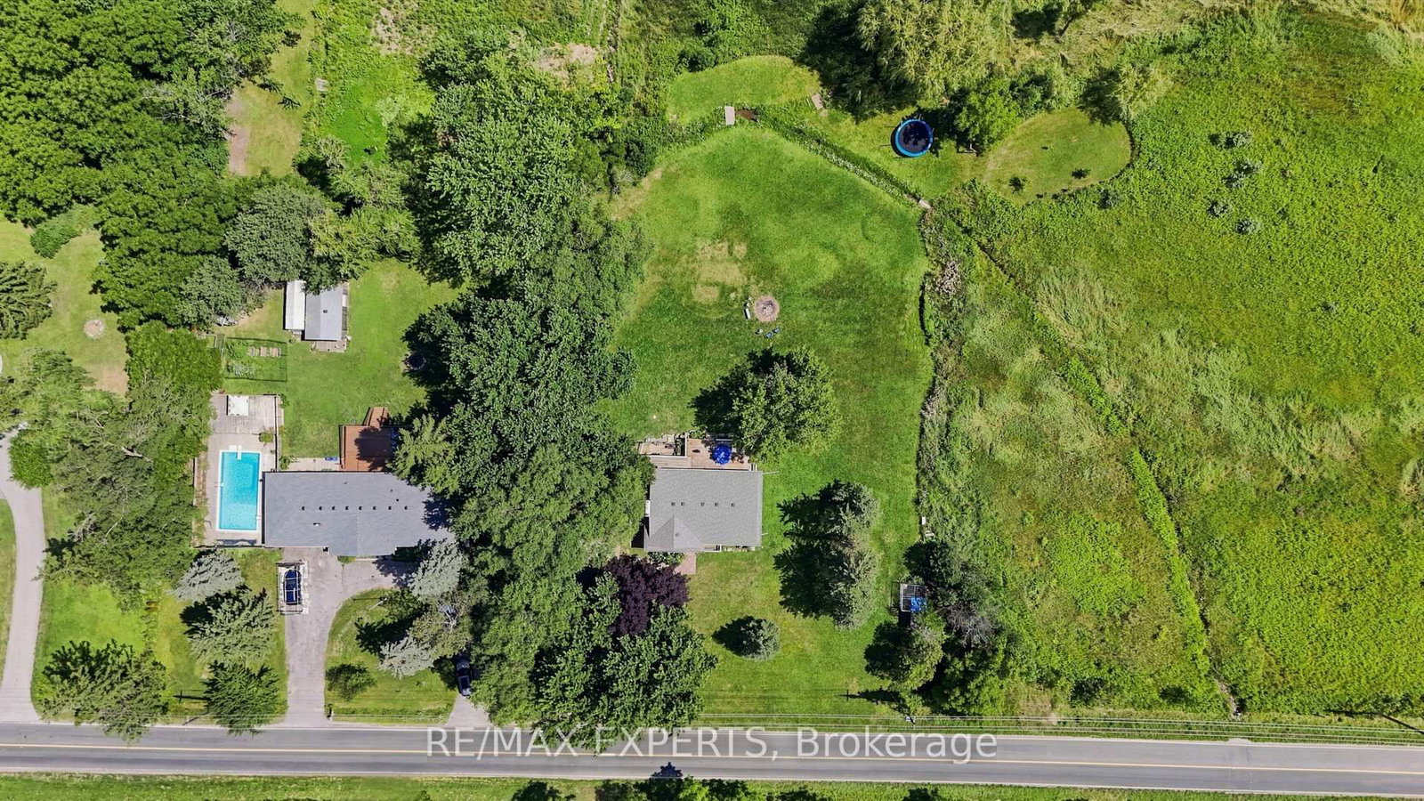 2724 8 Side Road • Burlington, ON photo 38