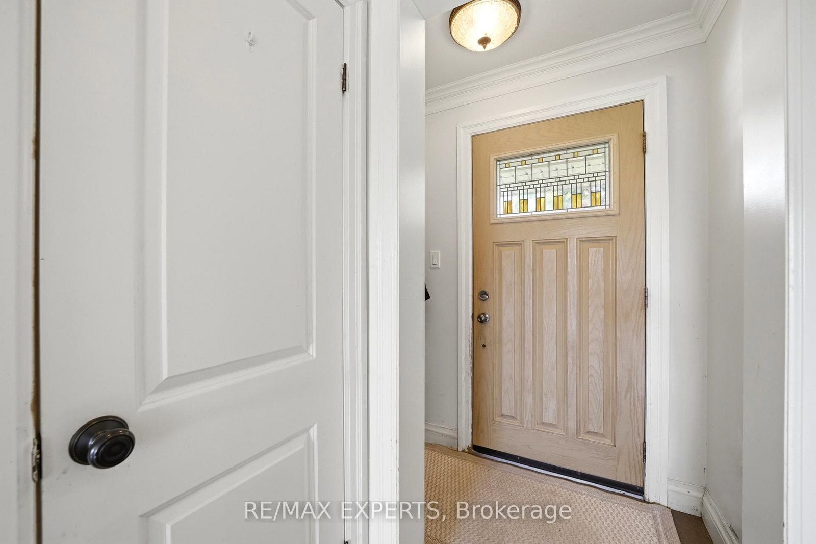 2724 8 Side Road • Burlington, ON photo 5