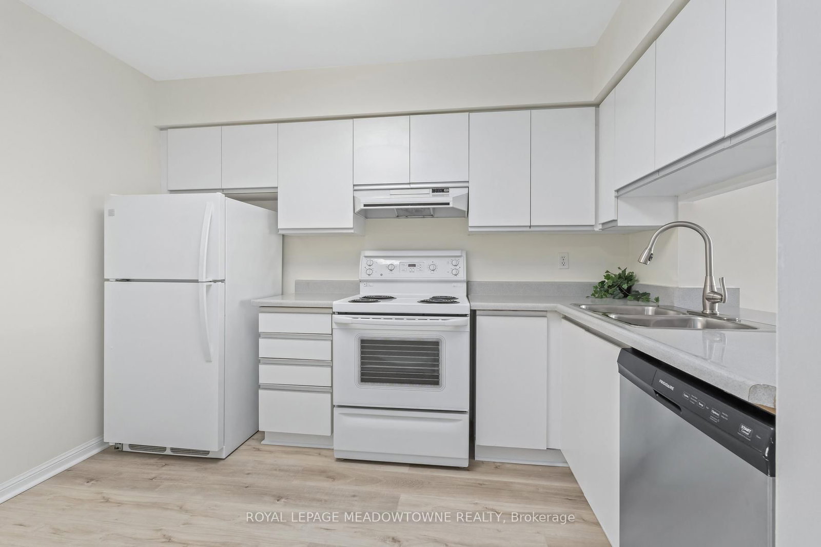 10 Laurelcrest Street • #104 • Brampton, ON photo 7