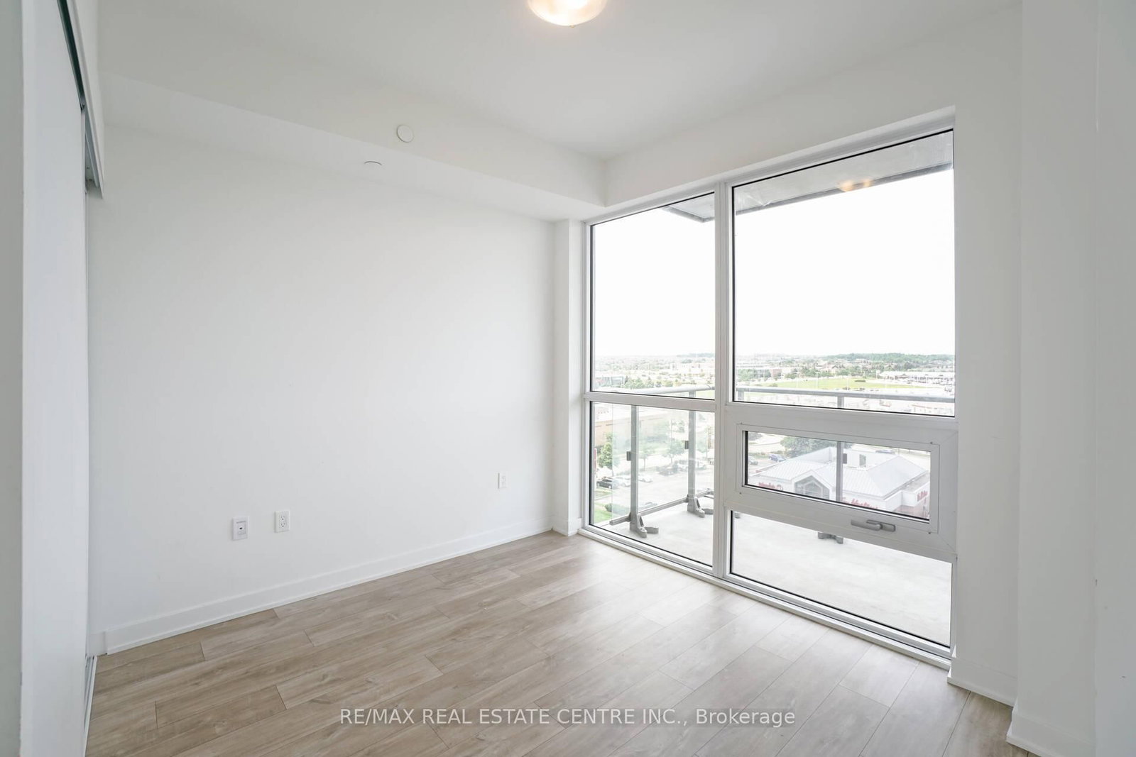 4677 Glen Erin Drive • #802 • Mississauga, ON photo 22