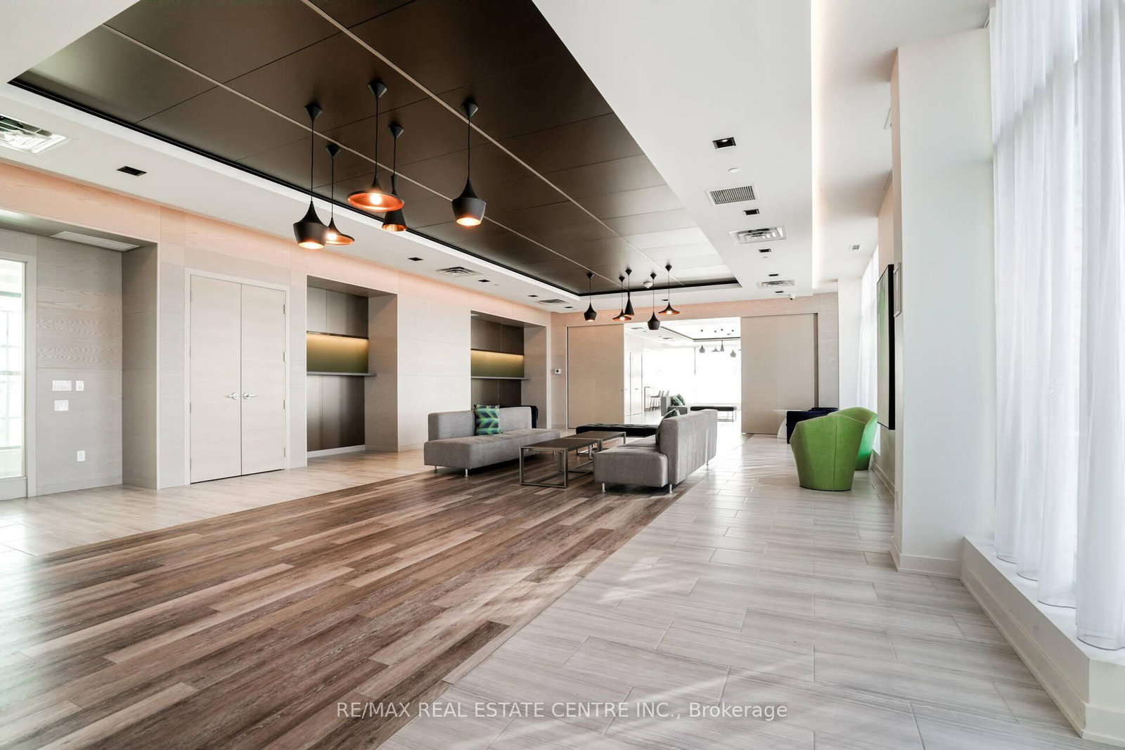 4677 Glen Erin Drive • #802 • Mississauga, ON photo 38