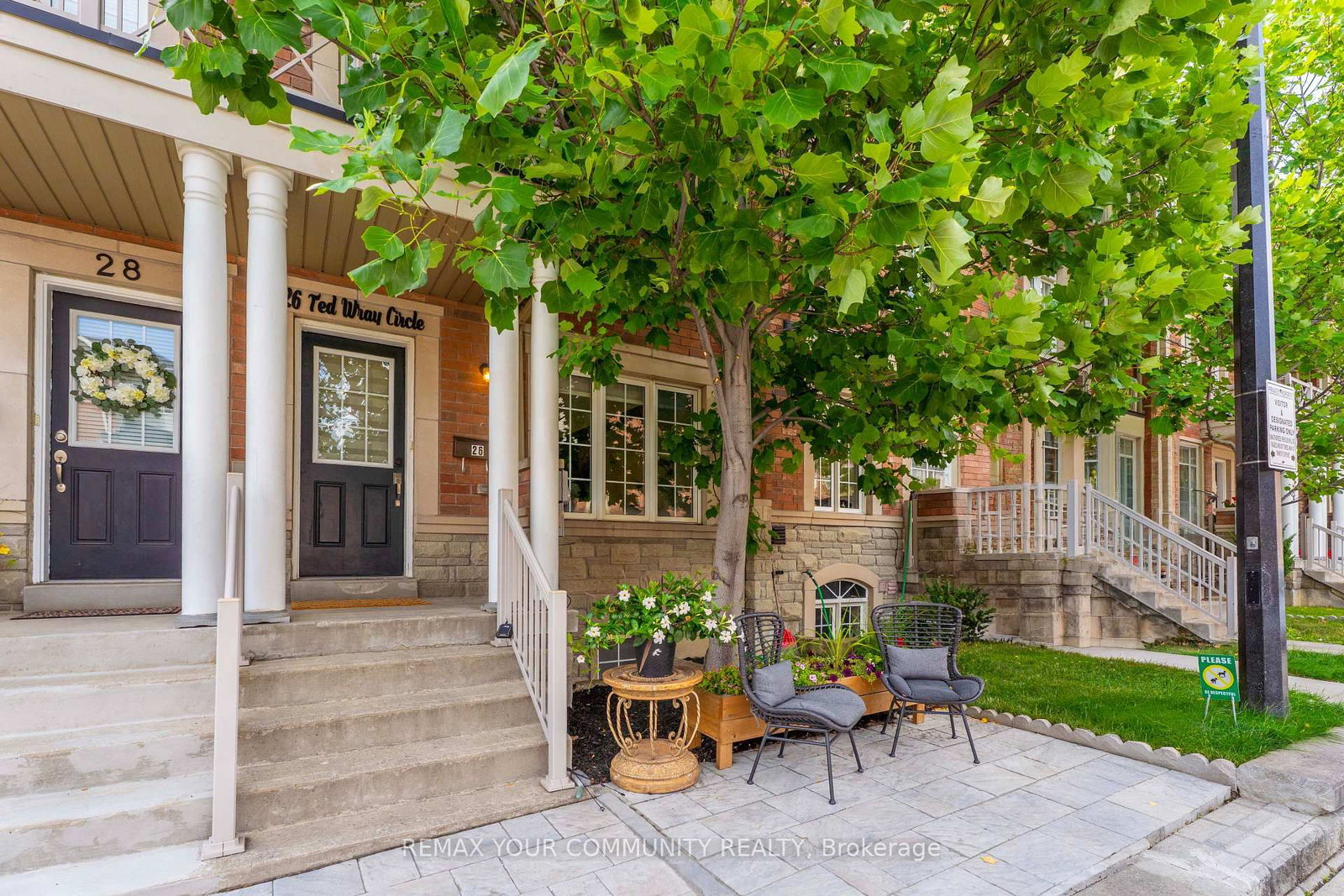 26 Ted Wray Circle • Toronto, ON photo 2