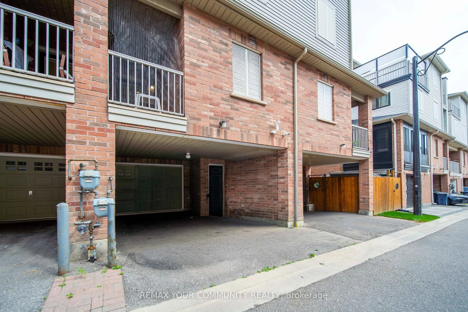 26 Ted Wray Circle • Toronto, ON photo 35