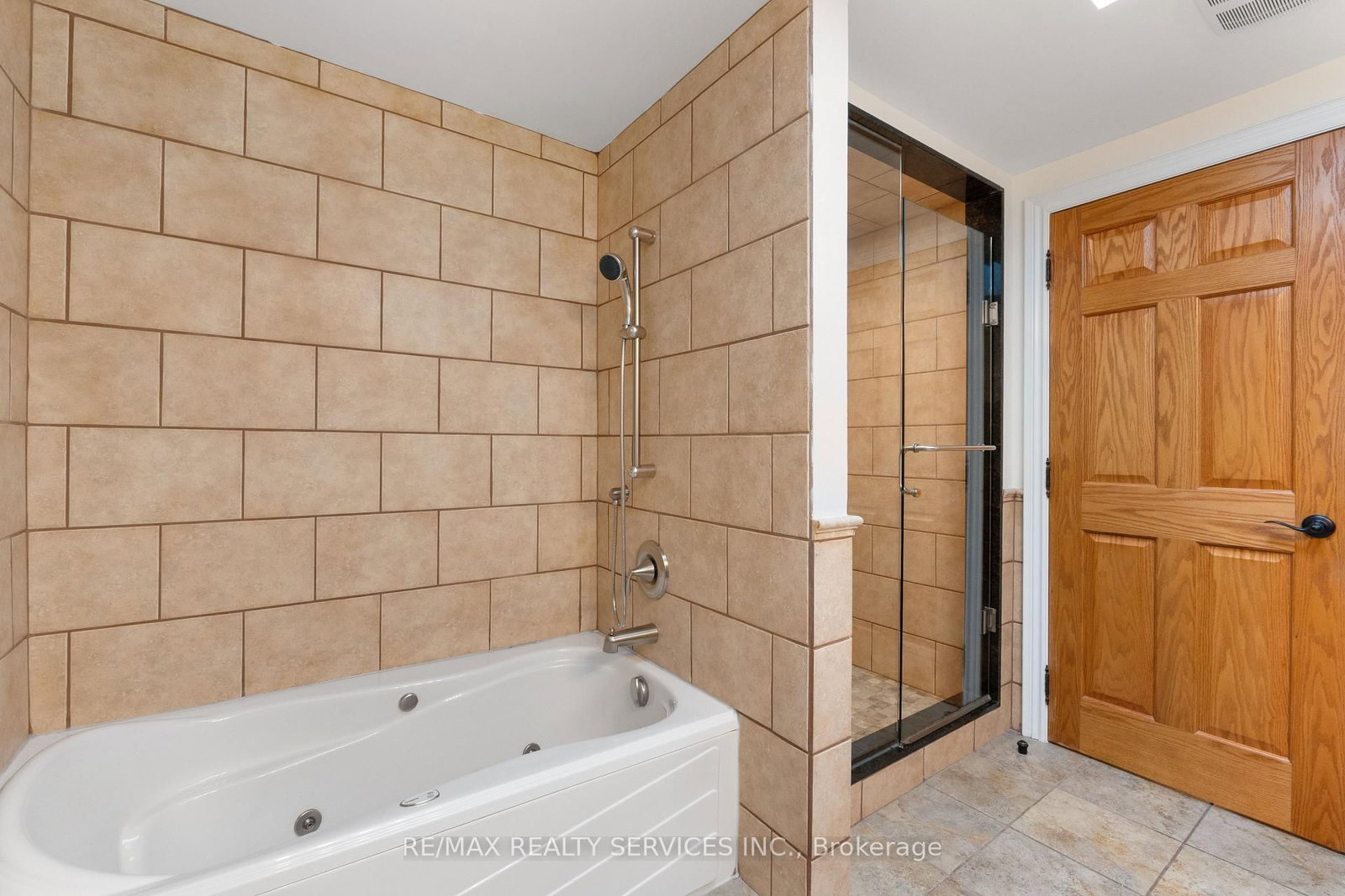 546 Conservation Drive • Brampton, ON photo 25