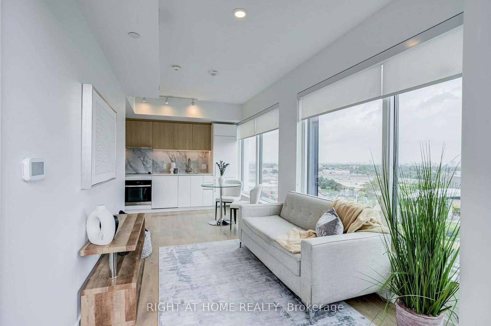 1100 Sheppard Avenue W • #908 • Toronto, ON photo 4