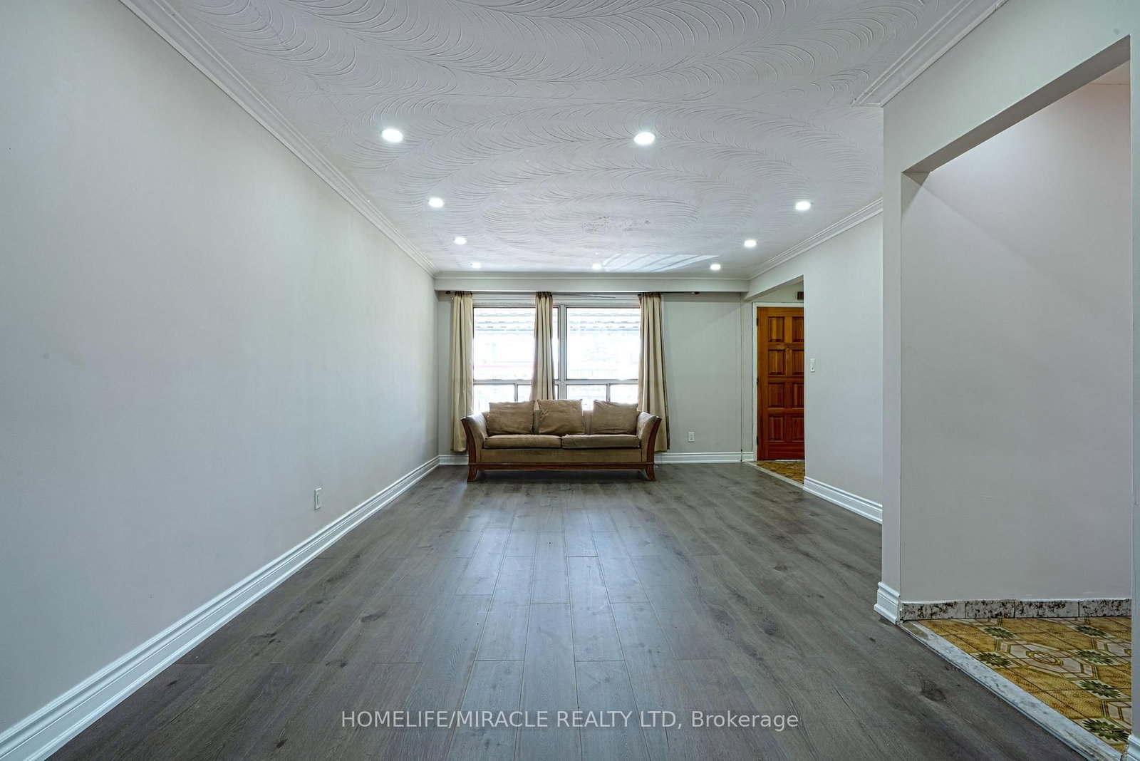 2931 Islington Avenue • Toronto, ON photo 7