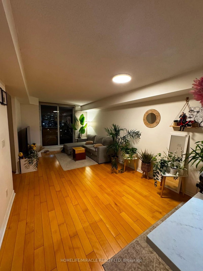 912 - 4080 Living Arts Drive