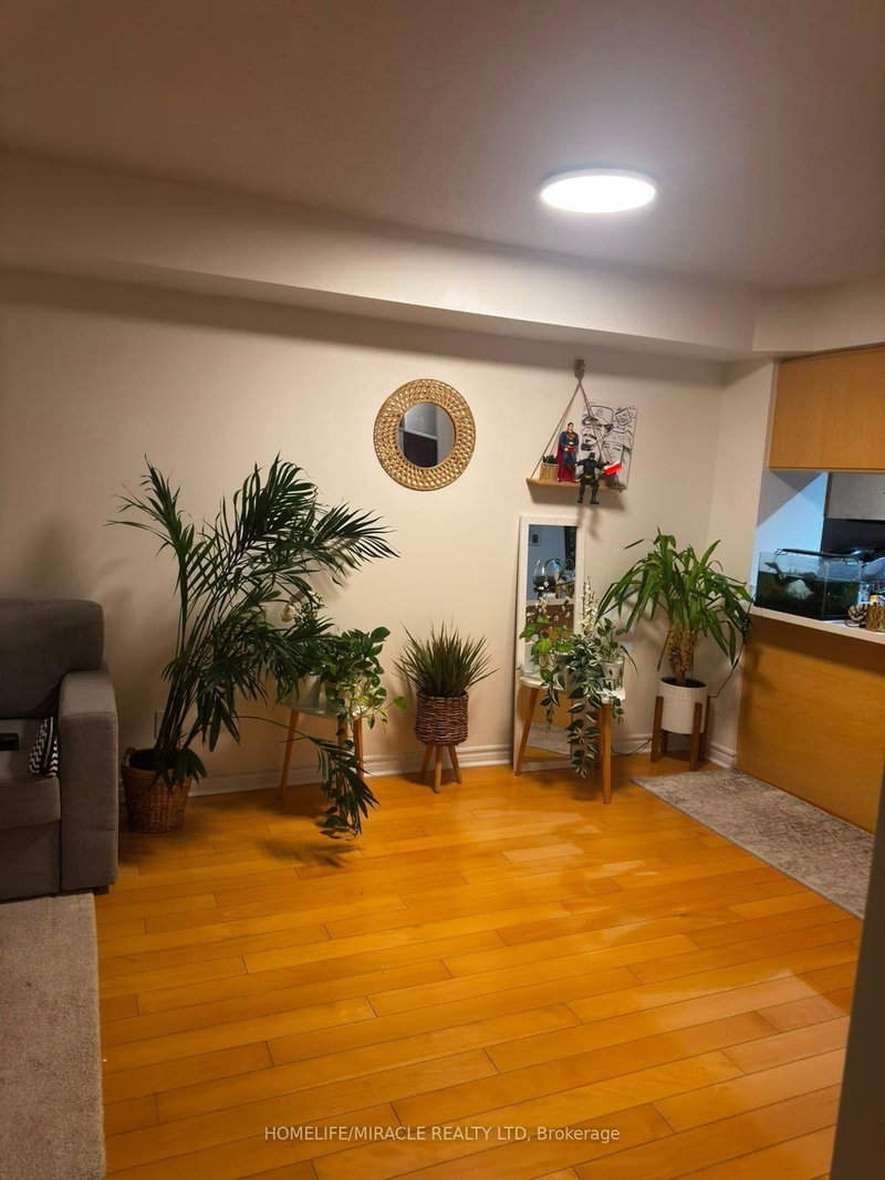 912 - 4080 Living Arts Drive