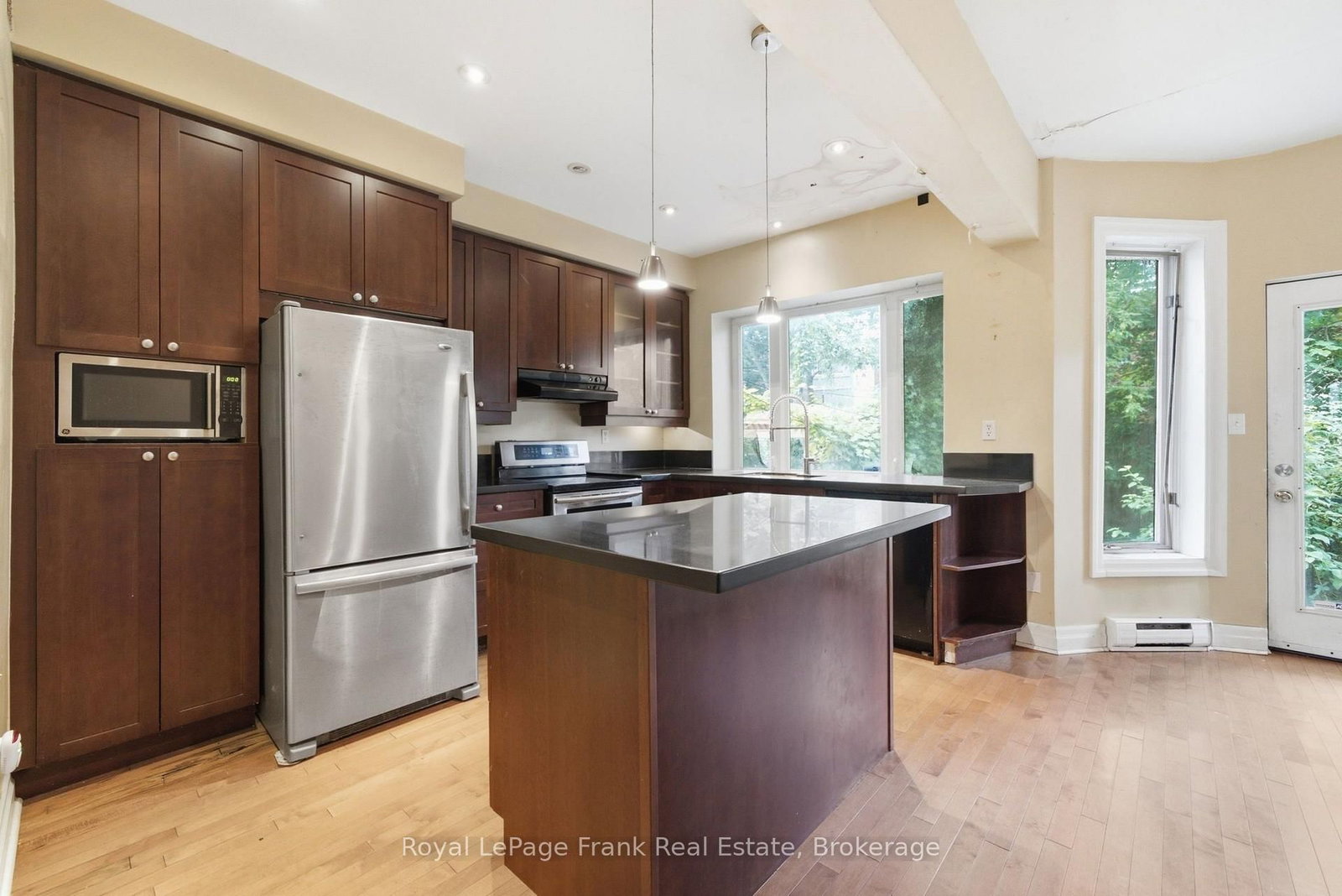 778 Shaw Street • Toronto, ON photo 11