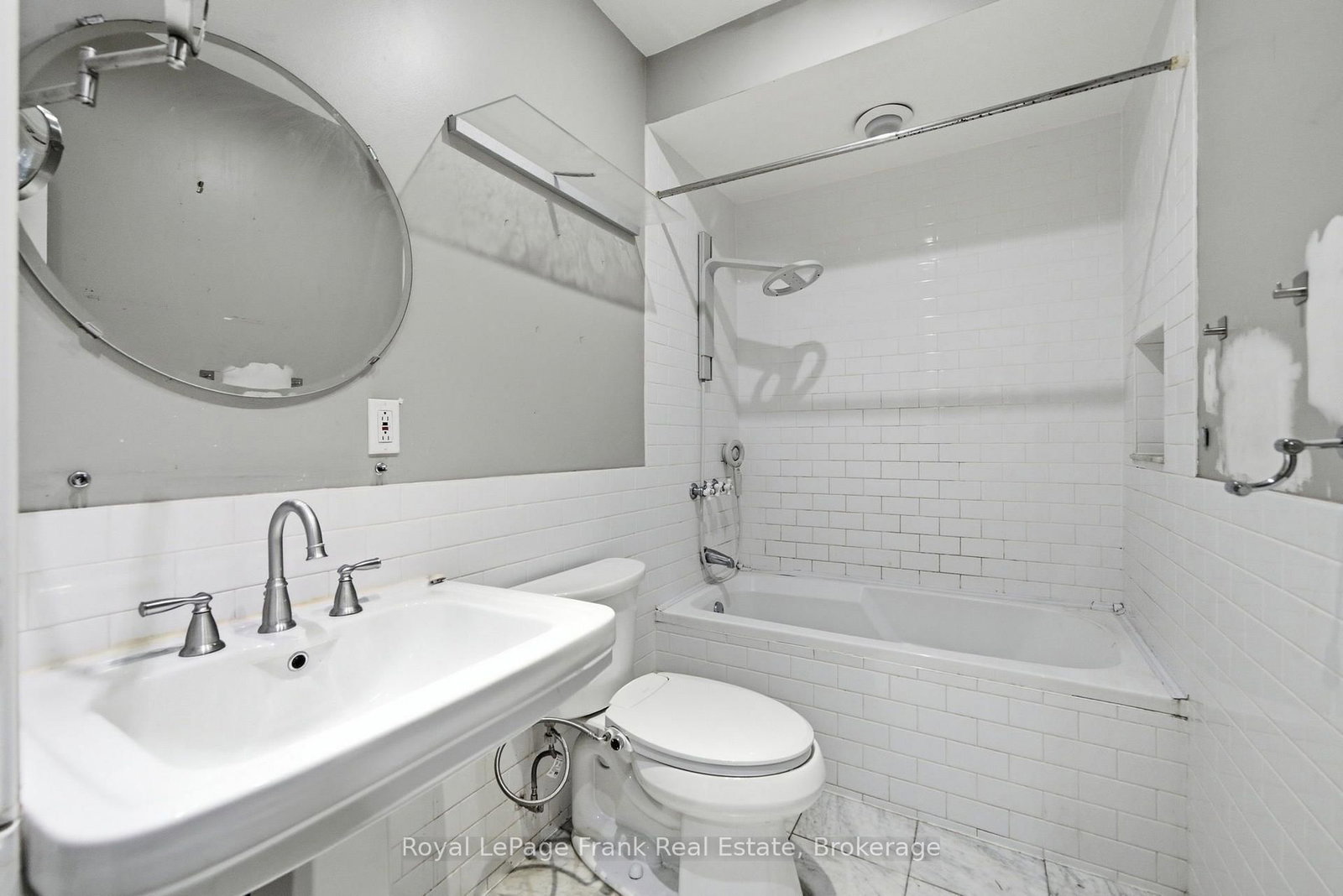 778 Shaw Street • Toronto, ON photo 25