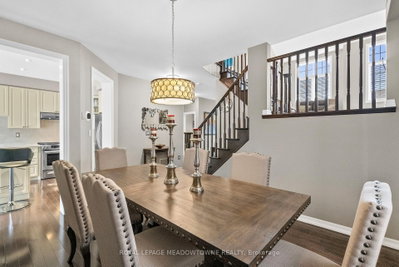589 Bartleman Terrace • Milton, ON photo 9