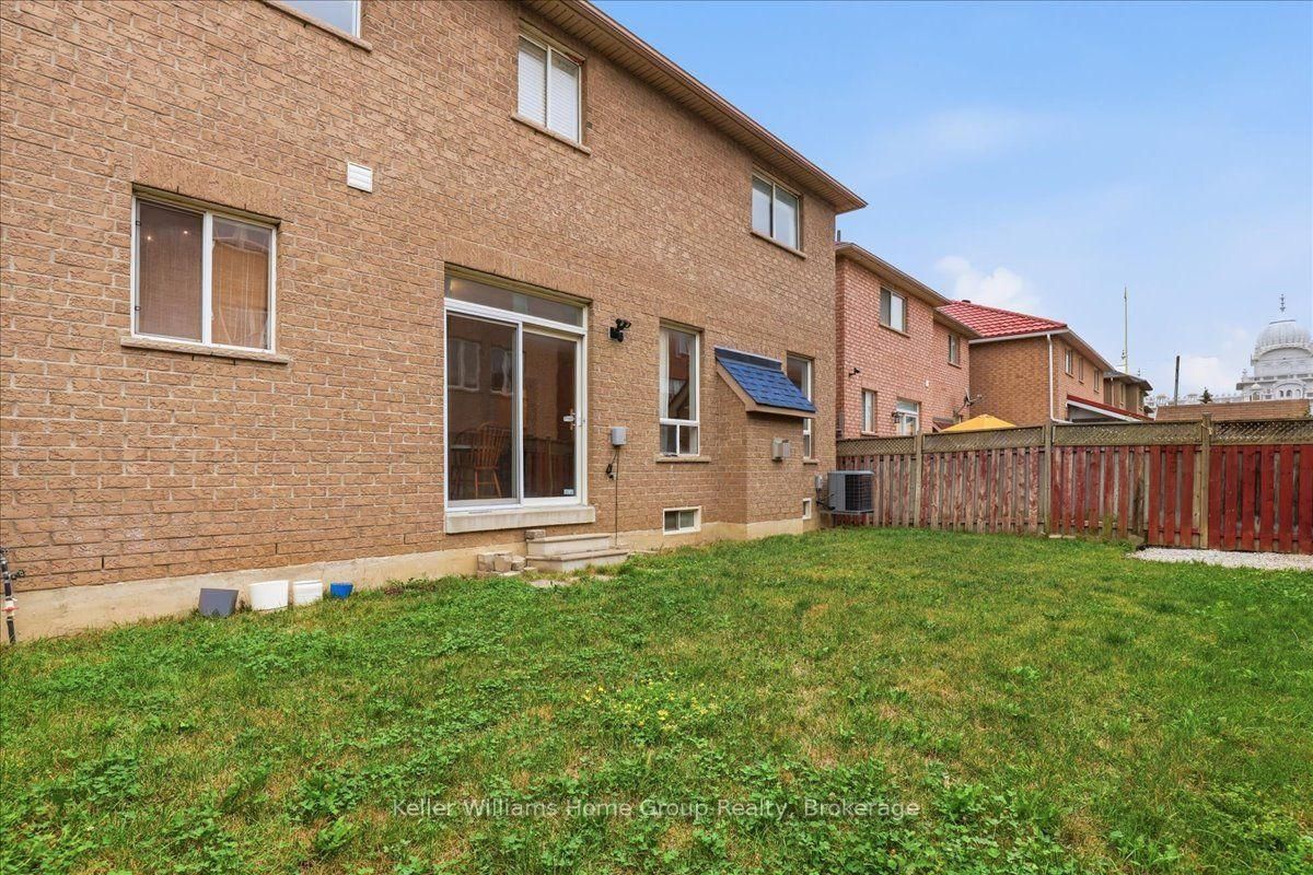 12 Thorndale Road • Brampton, ON photo 29