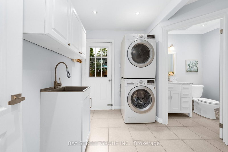 244 Colchester Oakville,ON L6J 5S5 — Photo 22