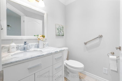 244 Colchester Oakville,ON L6J 5S5 — Photo 23