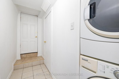 244 Colchester Oakville,ON L6J 5S5 — Photo 43