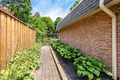 244 Colchester Oakville,ON L6J 5S5 — Photo 47