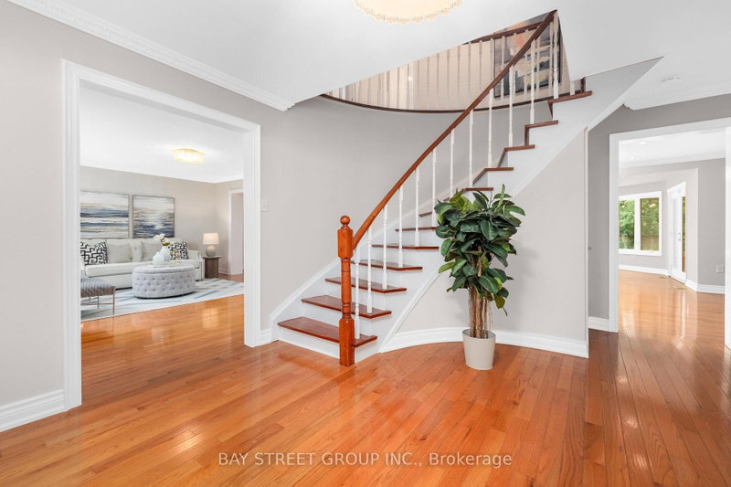 244 Colchester Oakville,ON L6J 5S5 — Photo 7