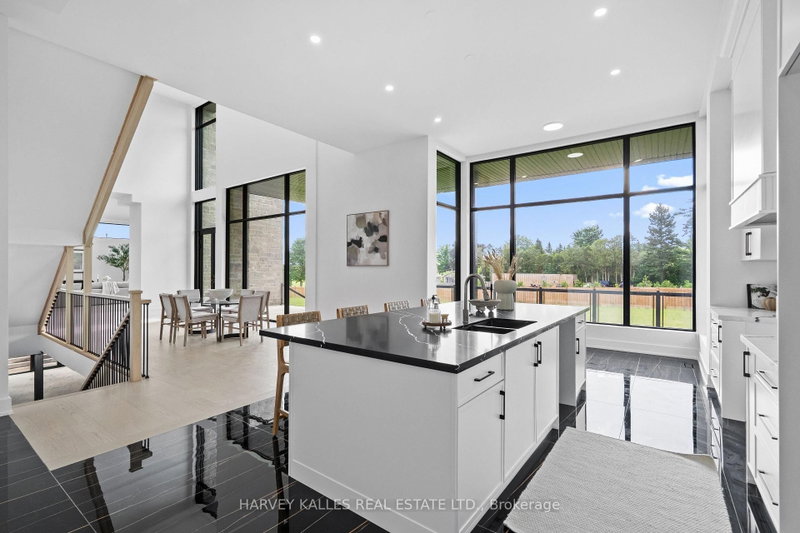 2 Sugarbush Court