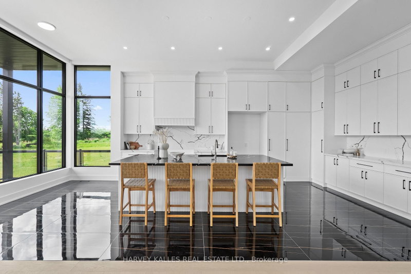 2 Sugarbush Court