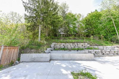 2562 Islington Ave Avenue W • Toronto, ON photo 5