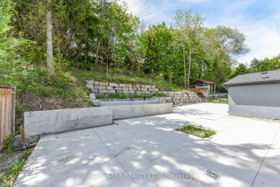 2562 Islington Ave Avenue W • Toronto, ON photo 7