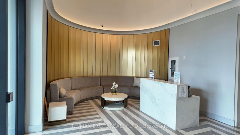 1013 - 10 Gibbs Road
