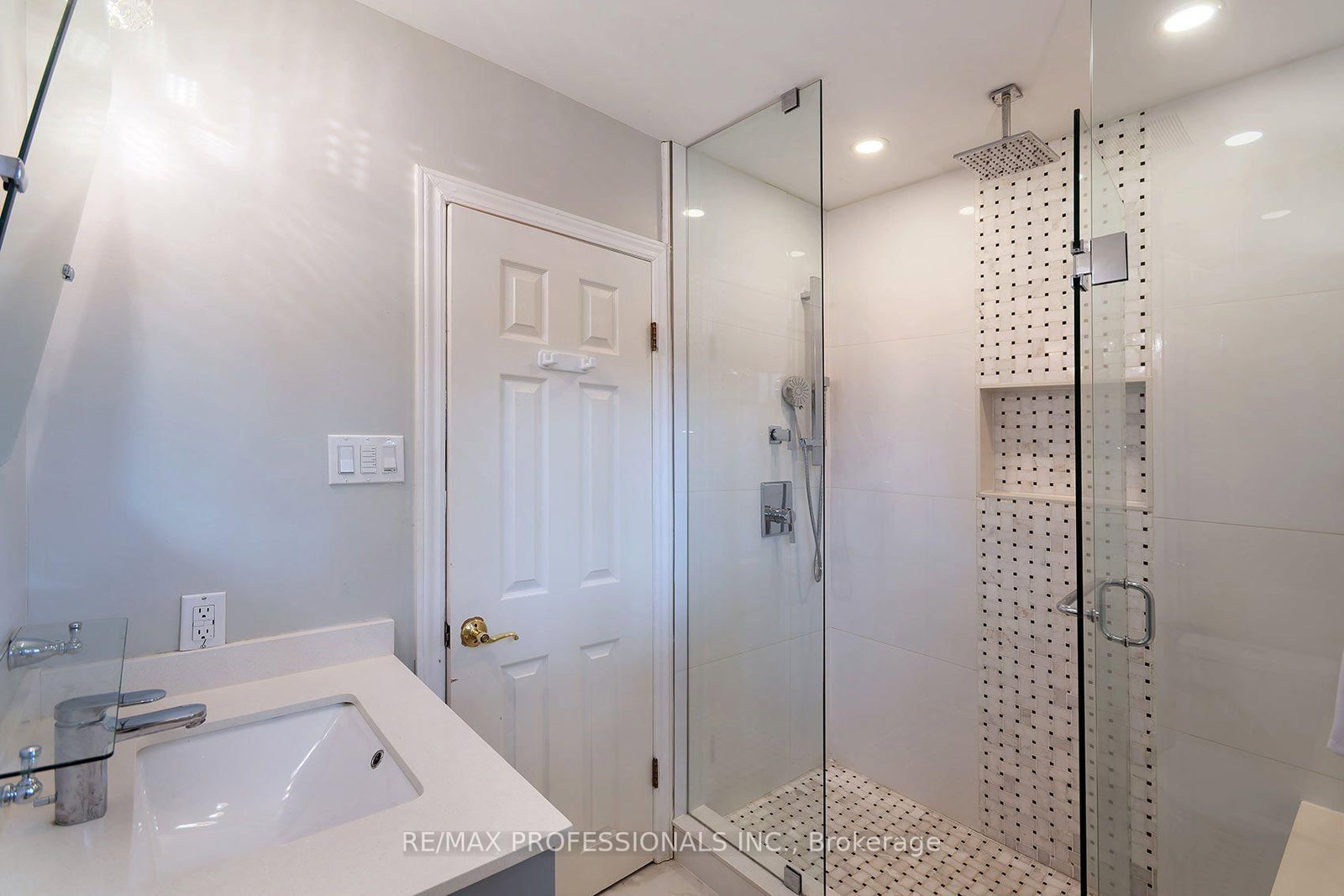 38 Boxwood Road • Toronto, ON photo 20