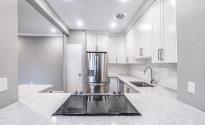 15 Elizabeth Street N • #203 • Mississauga, ON photo 4