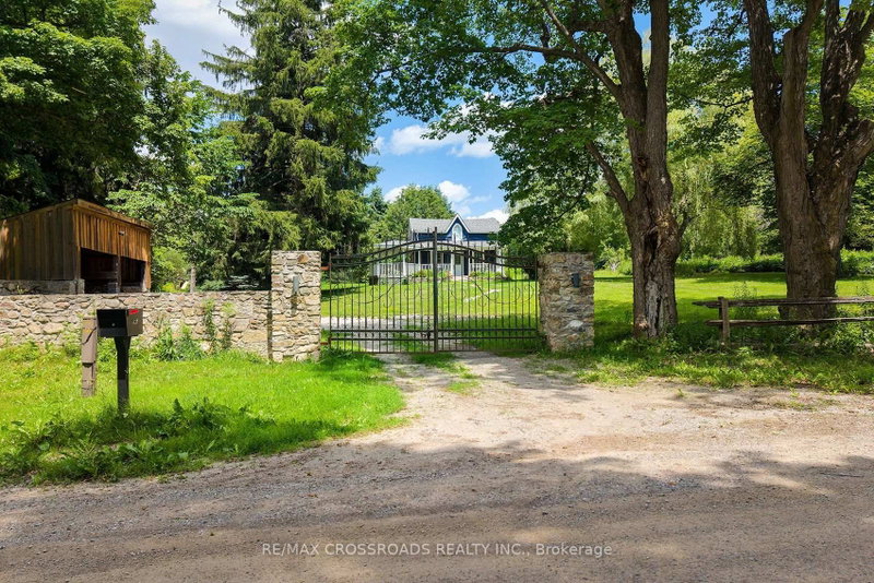 15135 Rockside Road