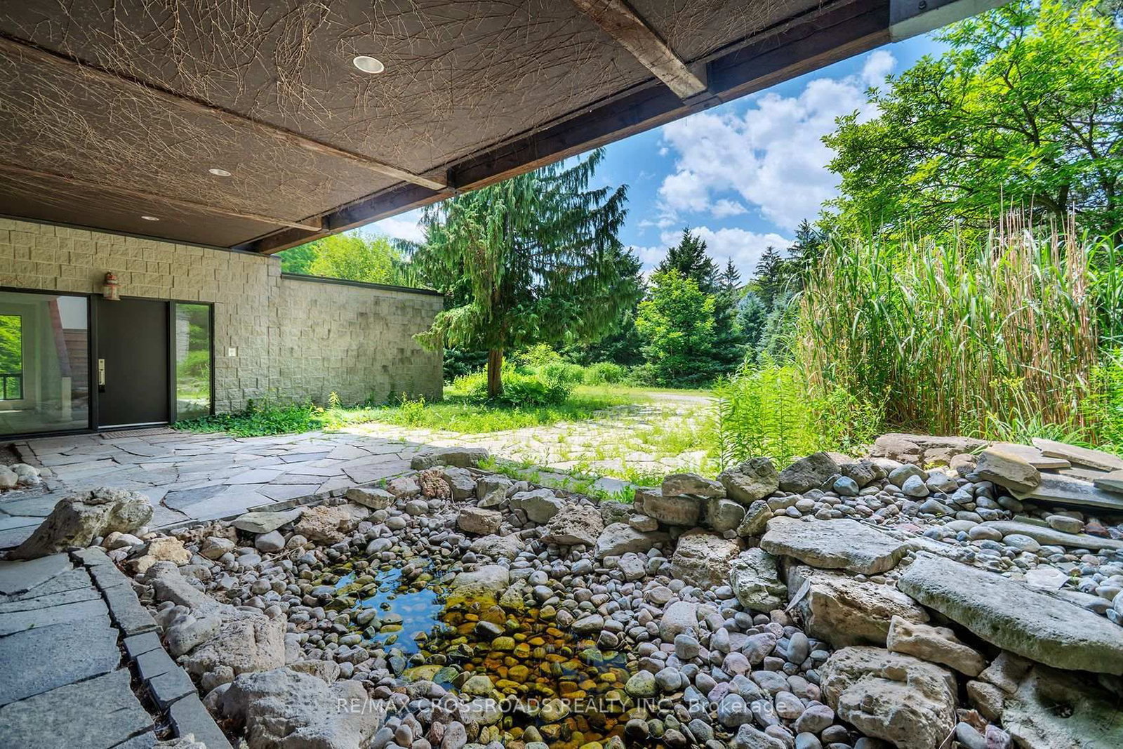 15135 Rockside Road • Caledon, ON photo 5