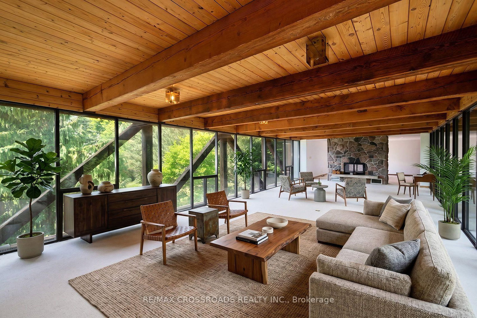 15135 Rockside Road • Caledon, ON photo 8